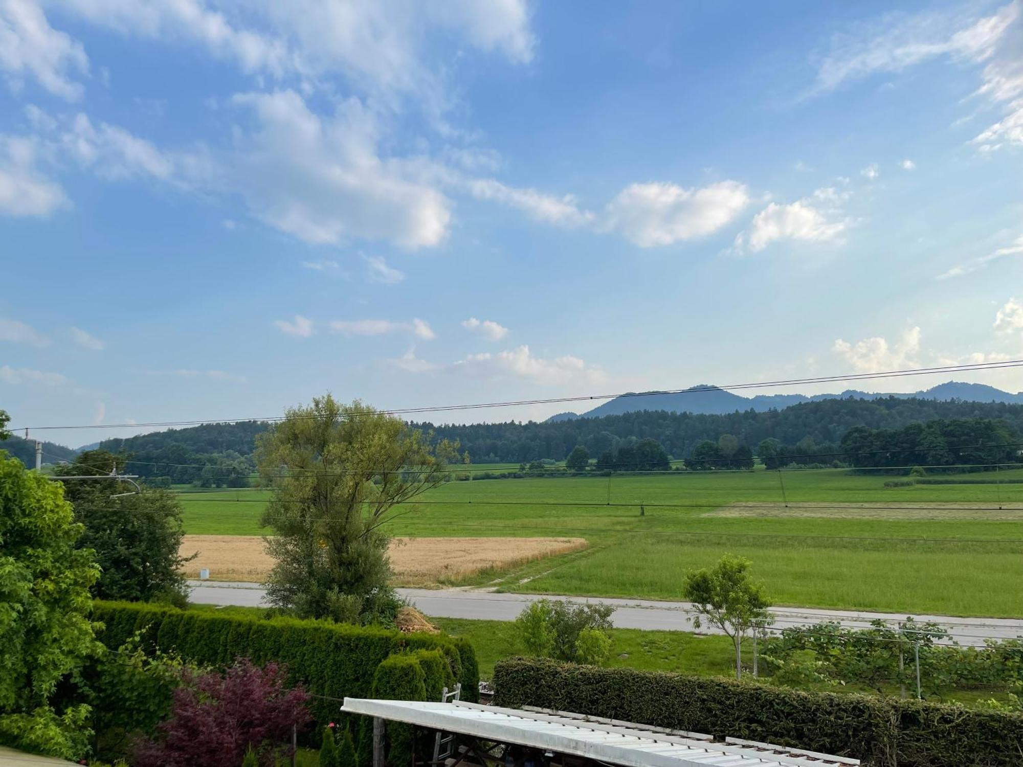 Guesthouse Stremljan Ljubljana ميدفودِ المظهر الخارجي الصورة